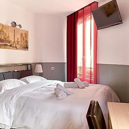 Le Padirac Hotel *